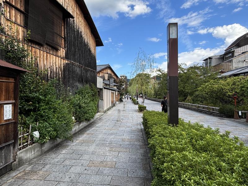 Featured image of post オタクはバカ散歩をしろ！