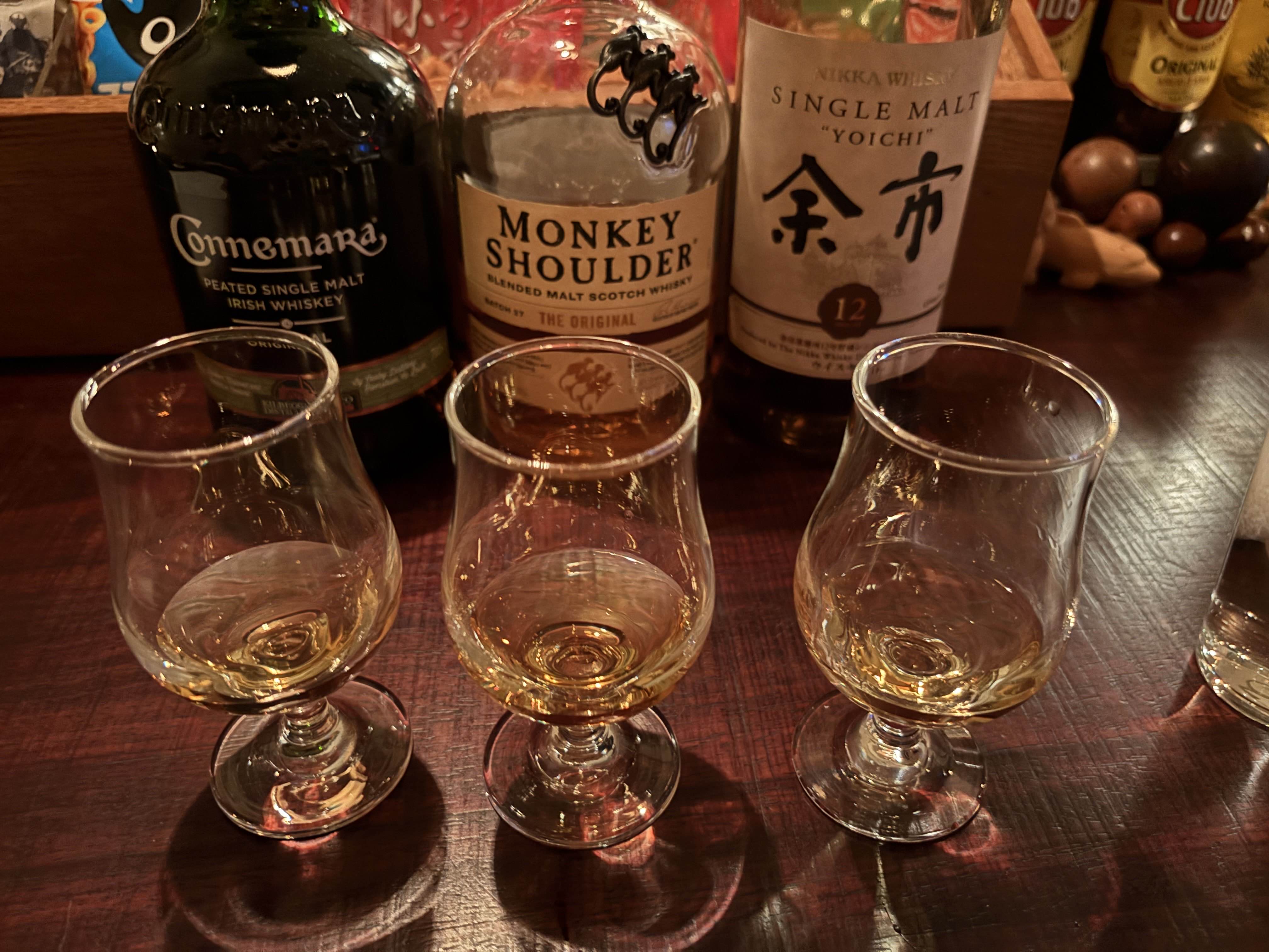 左からかなり甘い、ネヴィスデューに近い味、余市うまあじ