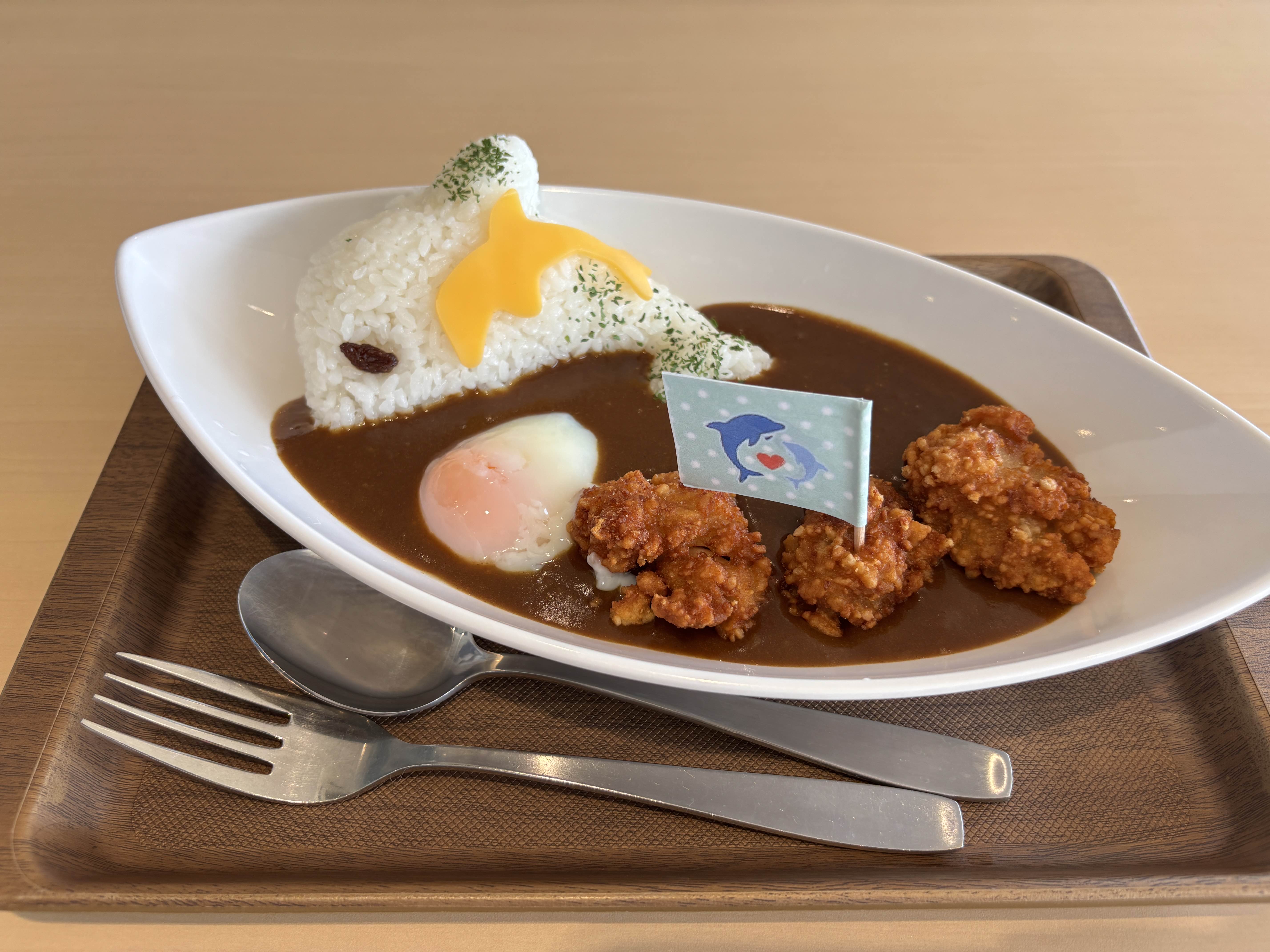 子供向けメニューな気がするけど、あまりにも魅力的だったからお昼ごはんにしてしまった